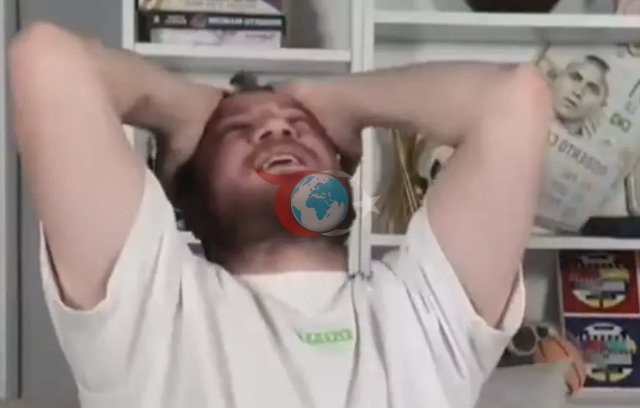 Uğur Karakullukçu oruçluyken Liverpool stresiyle su içti o anlar viral oldu - Resim: 0