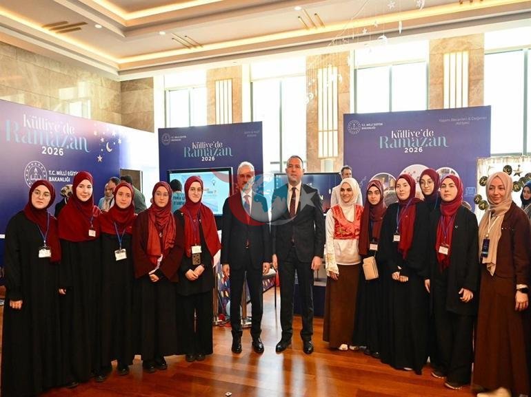 Bakan Uraloğlu, Külliyede Ramazan etkinlik alanını ziyaret etti