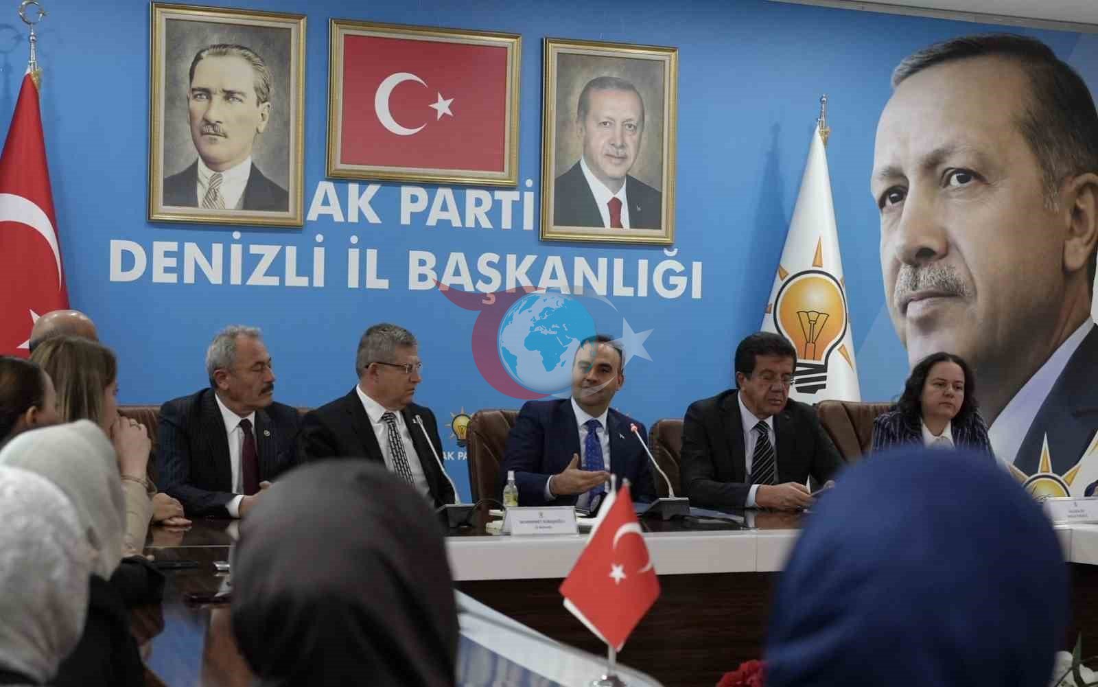 Sanayi ve Teknoloji Bakanı Mehmet Fatih Kacır Denizli partilileriyle bir araya geldi