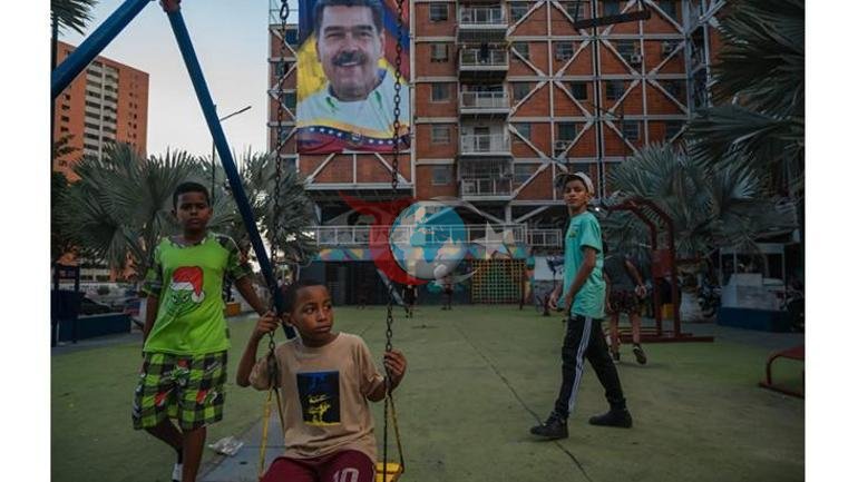 Maduronun son saatleri nasıl geçti Ertelenen operasyonu müzik ve yemekle bekledi