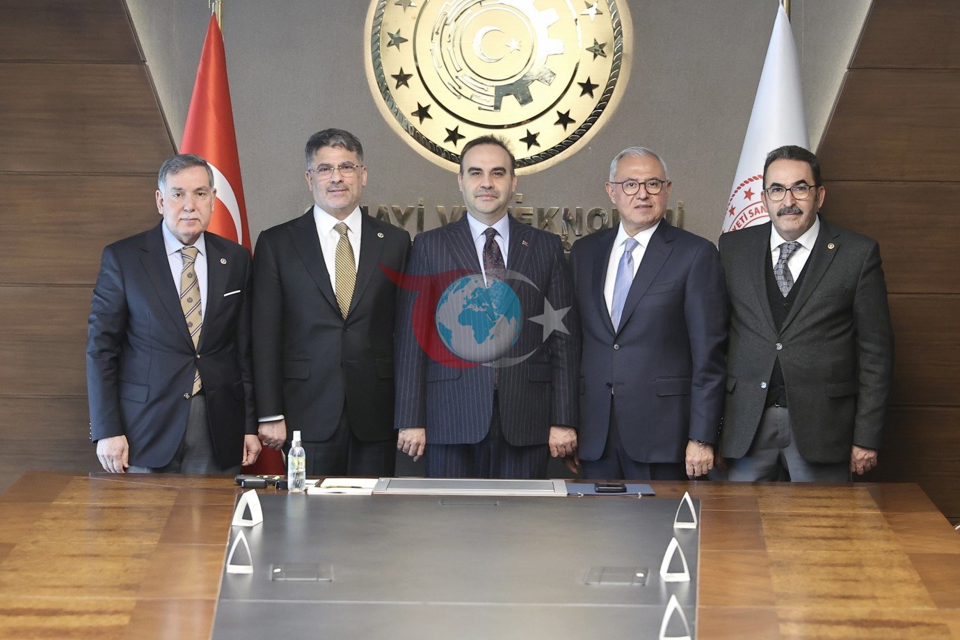 𐰀𐰑𐰣𐰀 𐰆𐰽𐰉'𐰓𐰀 𐰖𐰀𐱃𐰃𐰺𐰢 𐰯𐰺𐰆𐰲𐰀𐰠𐰼𐰃 𐰏𐰇𐰼𐱁𐰡𐰇