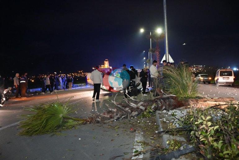 รevre yolunu yarฤฑล pistine รงevirdi Lรผks araรง takla attฤฑ