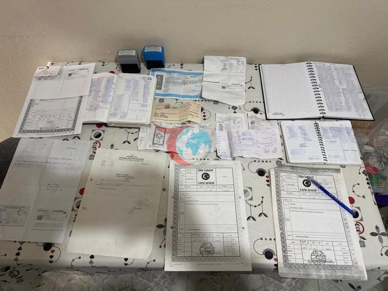 Telefon bayii gรถrรผnรผmlรผ tefeci aฤฤฑ รงรถkertildi Adanaโda milyonluk senet ve nakit para ele geรงirildi