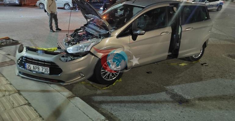 İzmir Aliağa’da feci kaza Motosiklet sürücüsü hayatını kaybetti