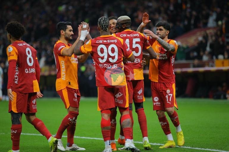 Galatasaray, Alanyaspor’u geçerek ligdeki iç saha yenilmezliğini 31 maça taşıdı