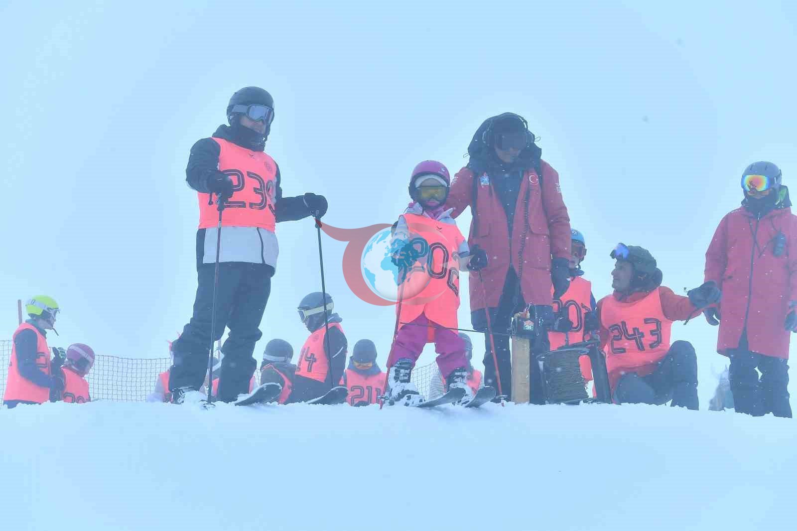 5. Diplomatik Kayak Yarışı’nda dereceye girenler ödüllendirildi