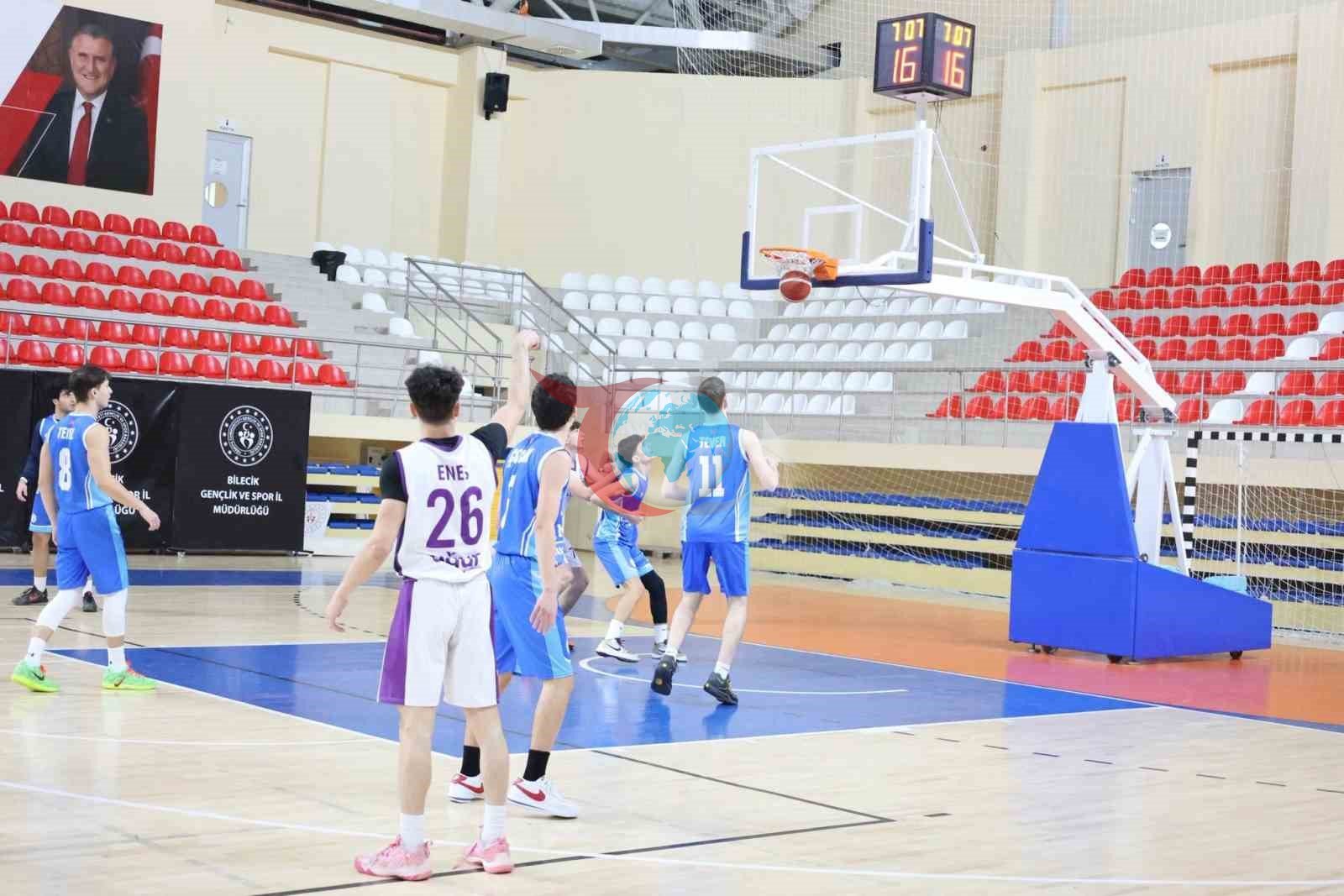 Bilecik’te okul sporları basketbol grup müsabakaları sürüyor