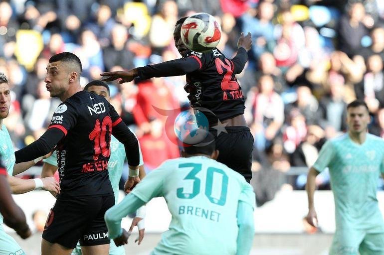 Natura Dünyası Gençlerbirliği- Zecorner Kayserispor: 0-0