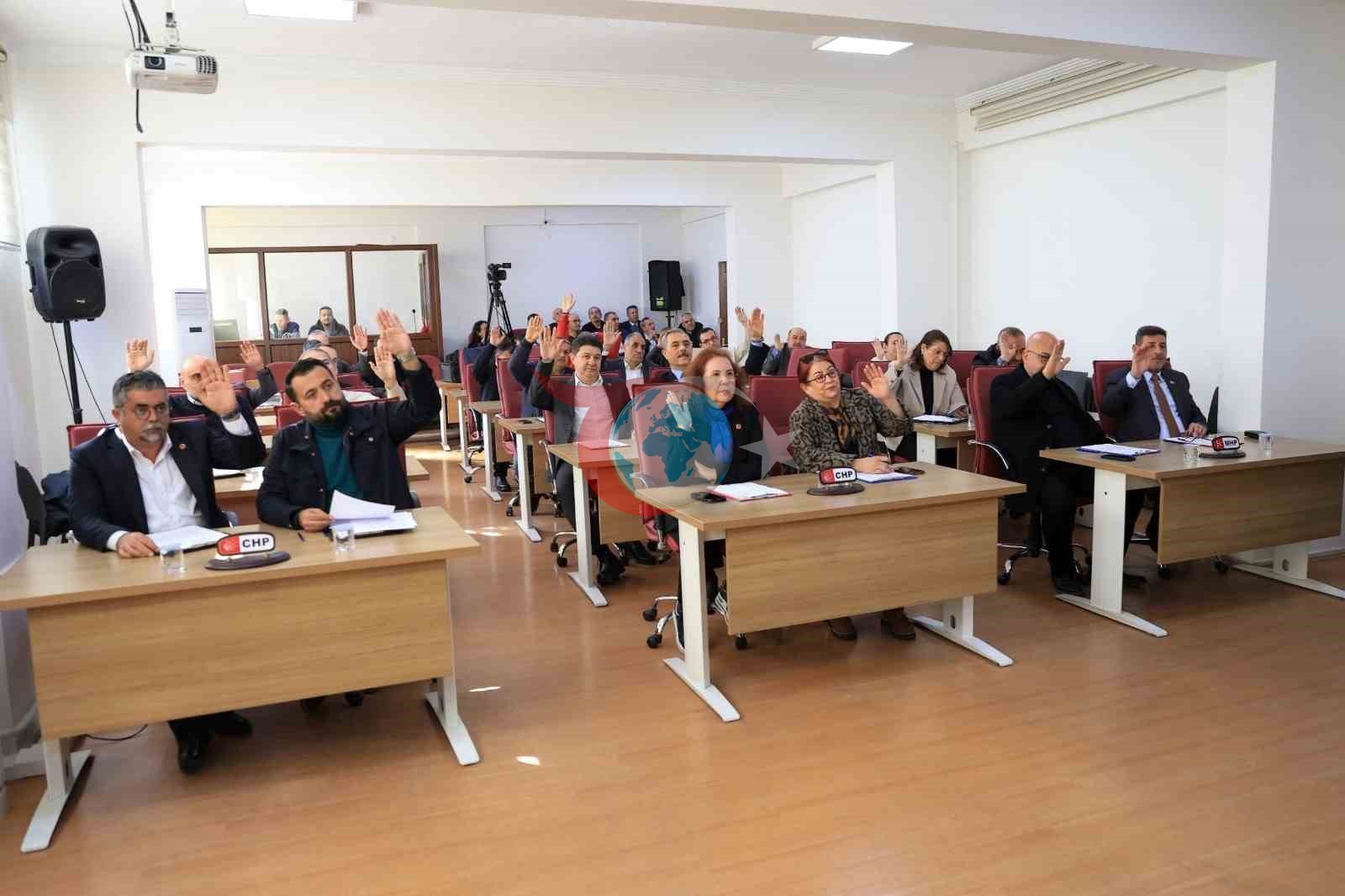 Efeler&rsquo;de hizmet odaklı tahsisler belediye meclisinden geçti