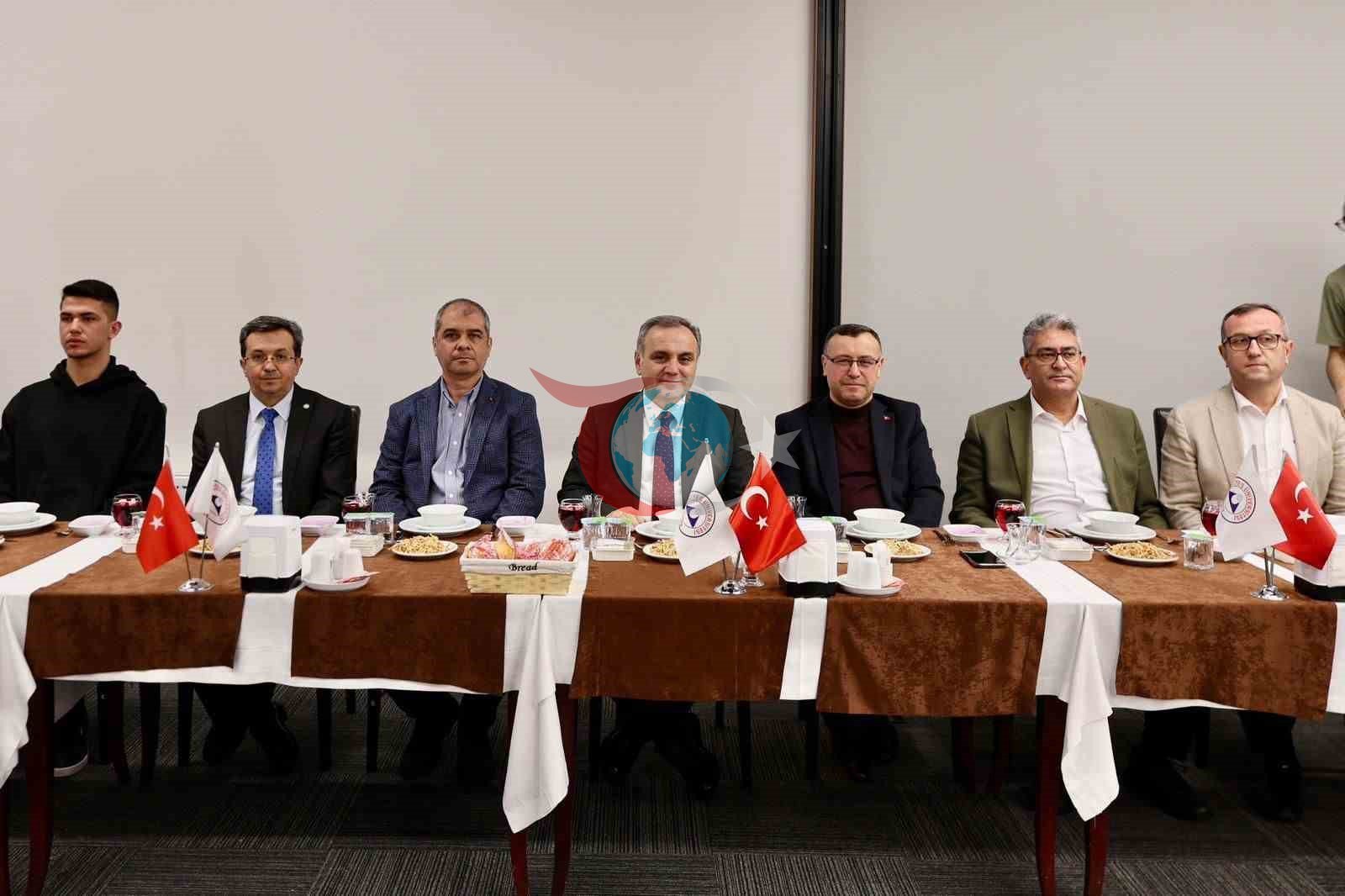 Başsavcı Korkmaz ve Rektör Altun, Özel Öğrencilerle İftarda Buluştu