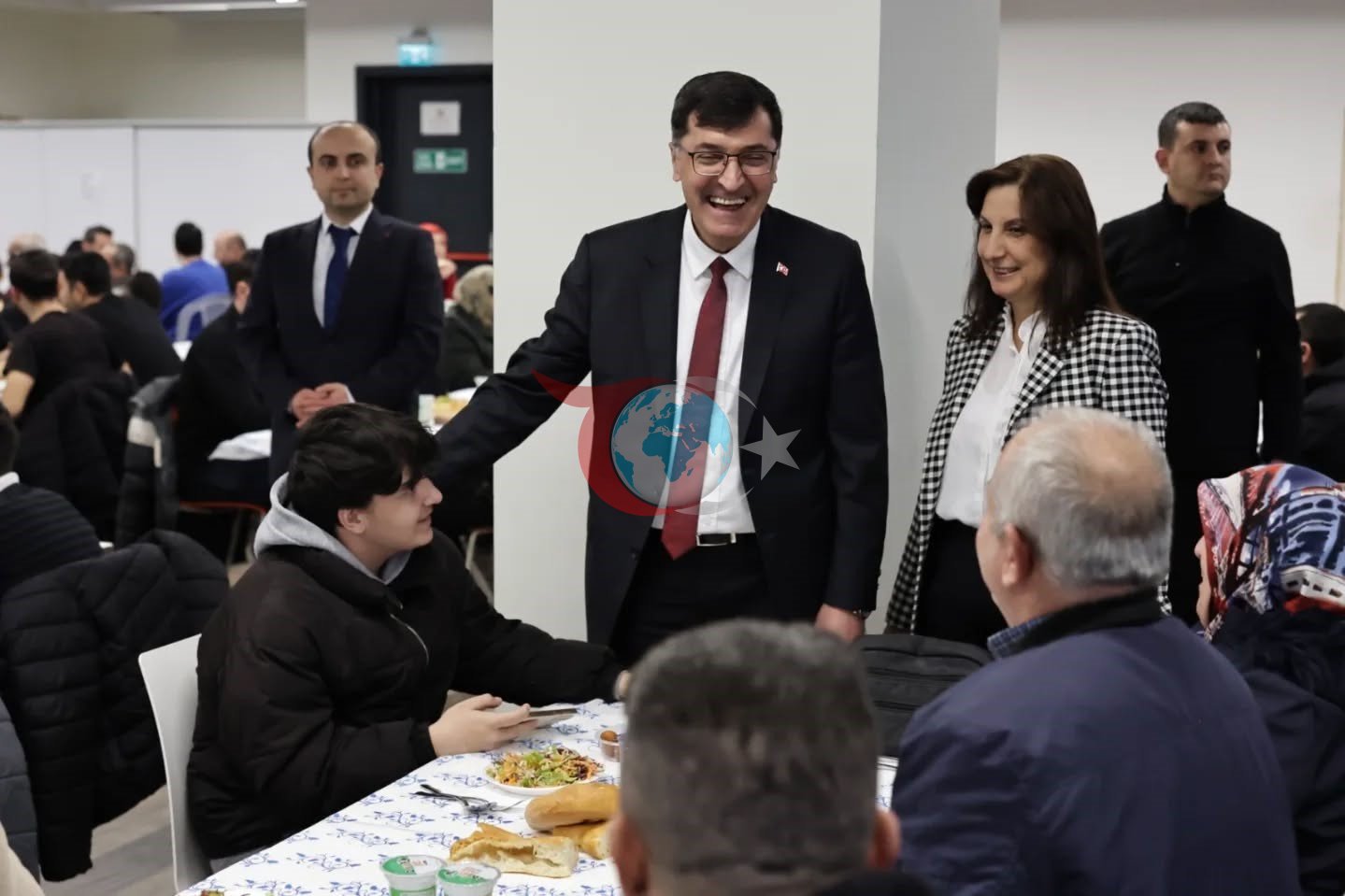 Kรผtahya Belediyesi personeli iftar sofrasฤฑnda buluลtu