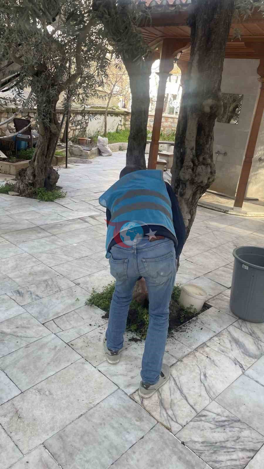 Muğla&rsquo;da denetimli serbestlik yükümlülerinden örnek davranış