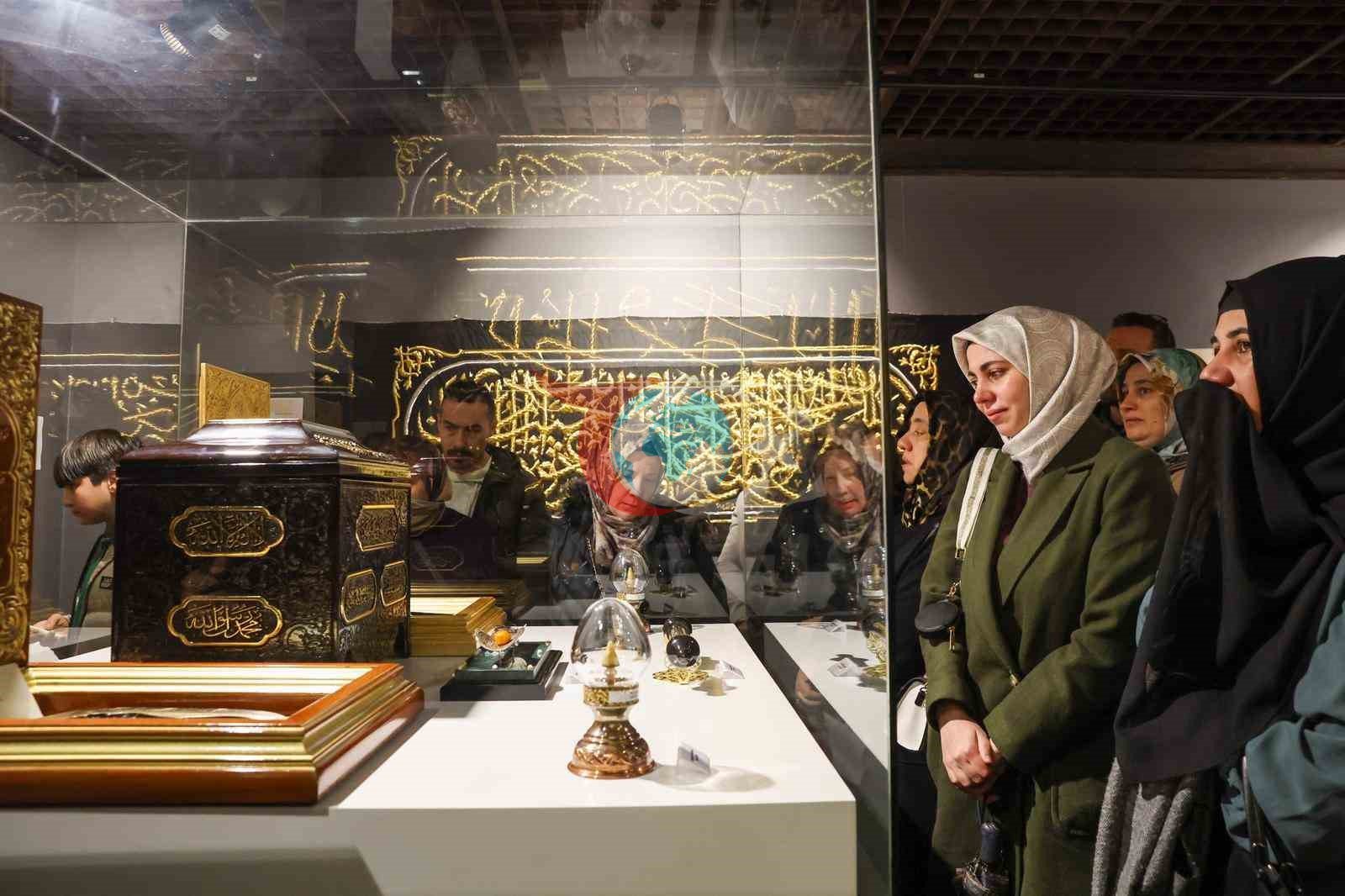 𐰍𐰀𐰔𐰃𐰀𐰣𐱅𐰀𐰯'𐱅𐰀 𐰢𐰸𐰀𐰑𐰓𐰀𐰾 𐰀𐰢𐰣𐱅𐰠𐰀𐰼 𐰾𐰀𐰼𐰏𐰃𐰾𐰃'𐰤𐰀 𐰋𐰇𐰘𐰜 𐰃𐰠𐰏𐰃