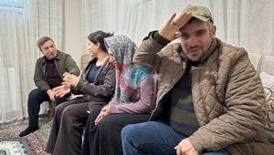 28 yaşındaki Çilem, 2 özel gereksinimli kardeşine hem anne hem baba oldu