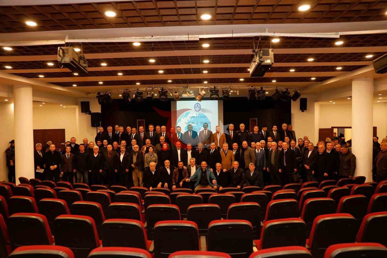 Vali Şahin, Akçaabat'ta Muhtarlarla Bir Araya Geldi