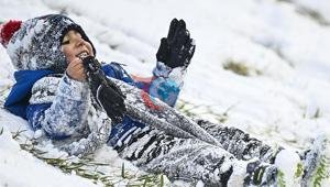 Son dakika... Eğitime kar engeli Bir ilçede okullar tatil edildi