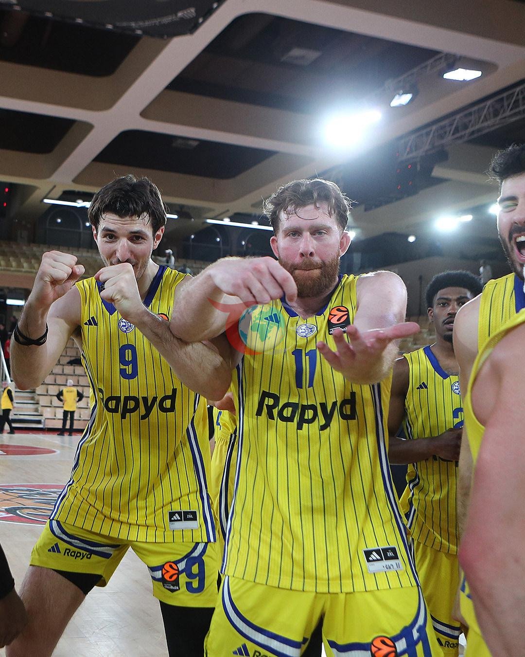 Maccabi Rapyd takฤฑmฤฑ oyuncularฤฑ