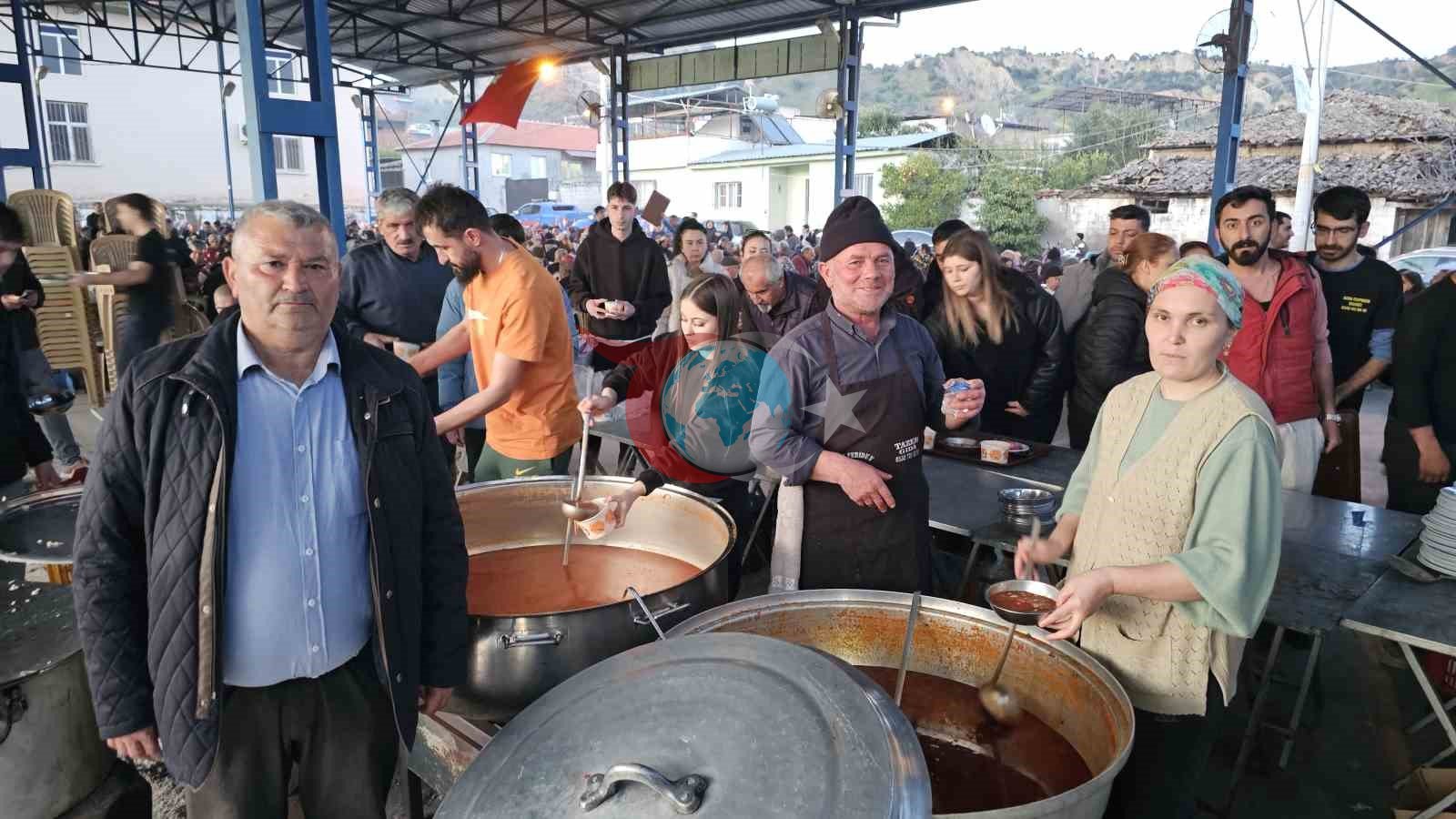 Yağdere Mahallesi&rsquo;nde geleneksel iftar buluşması