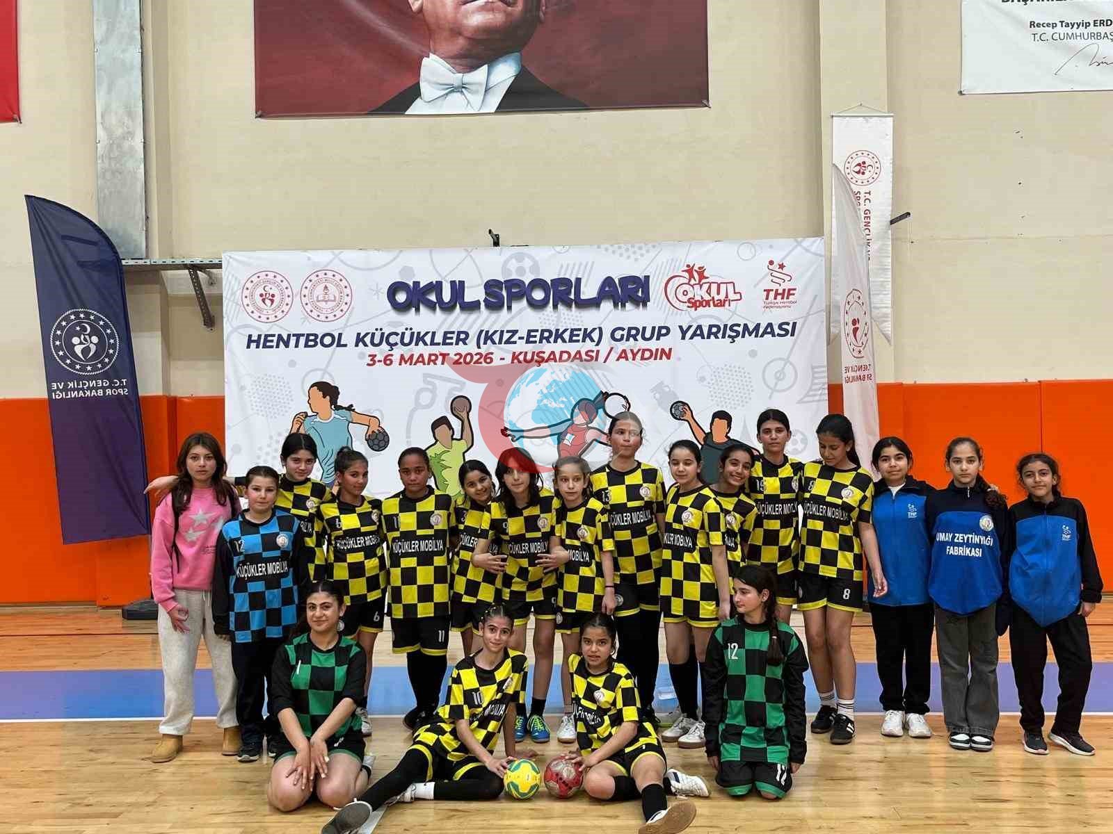 Başkan Zencirci Neşetiye Kız Hentbol Takımını tebrik etti