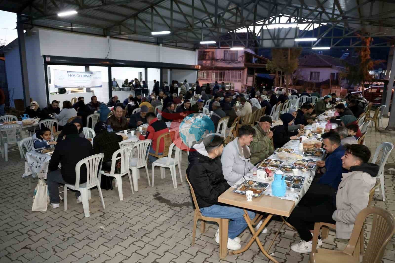 Çameli Belediyesi gönülleri iftar sofrasında buluşturmaya devam ediyor