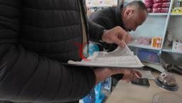 'Zimem Defteri' geleneği yeniden canlandı! İş insanı, yüzlerce ailenin bakkal borcunu tek tek kapattı