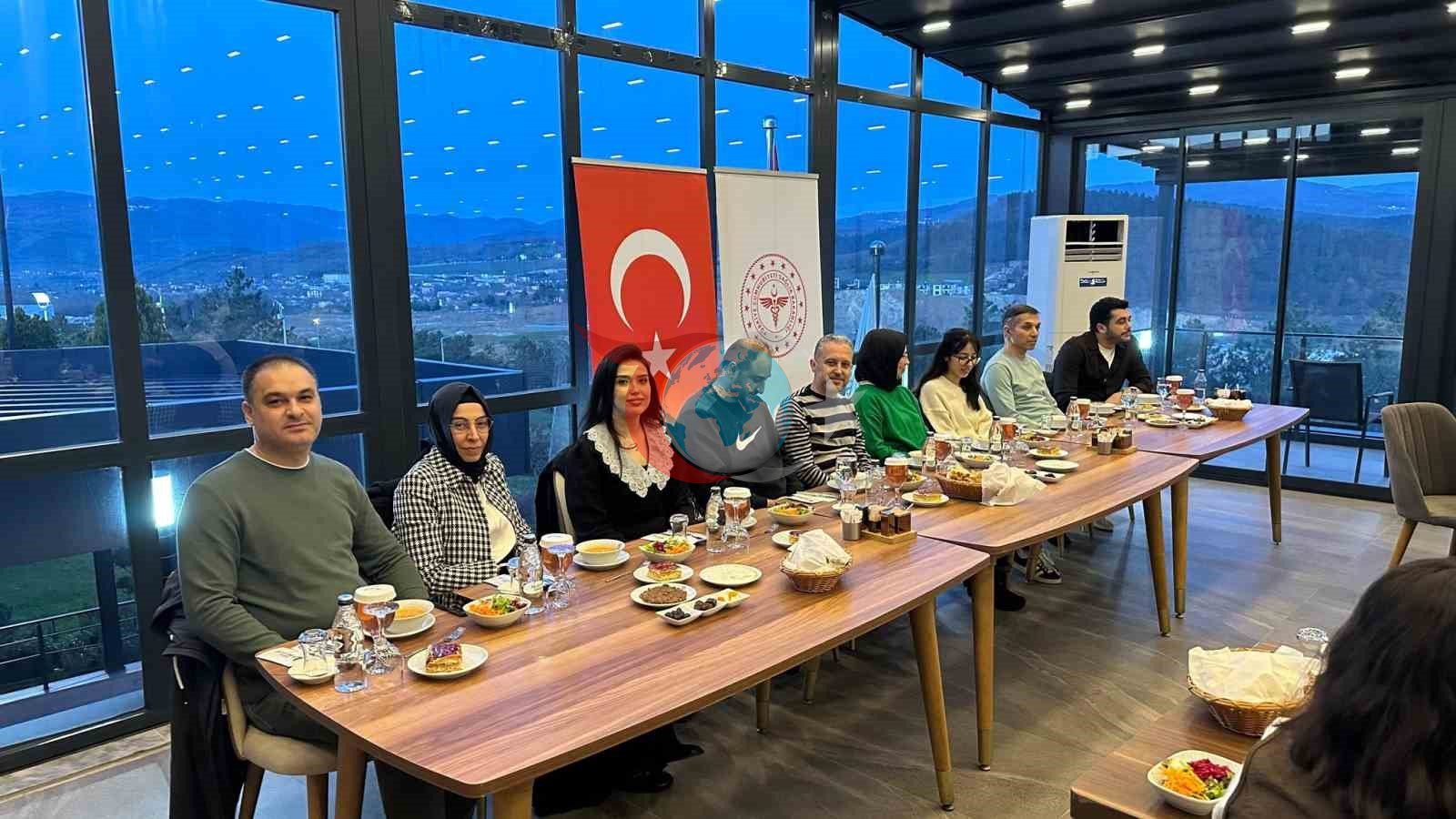 Hayat kurtaranlar iftarda bir araya geldi