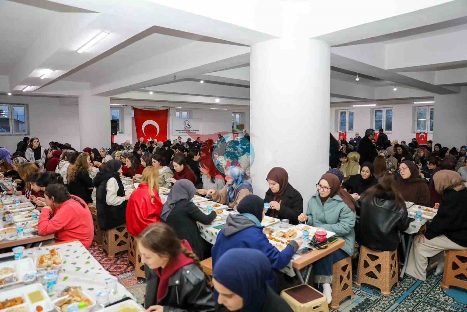 AK Parti yerel yönetimler başkanı Demir Düzce&rsquo;ye geldi