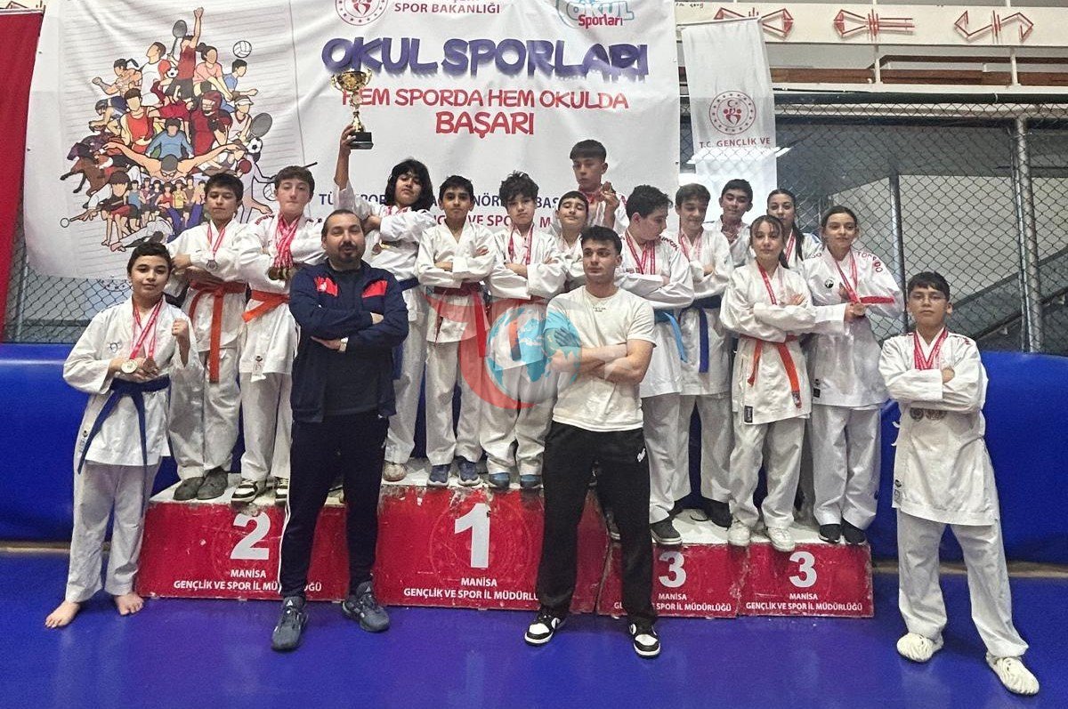 Alaşehirli Karateciler 67 Madalya ile Büyük Başarı Elde Etti