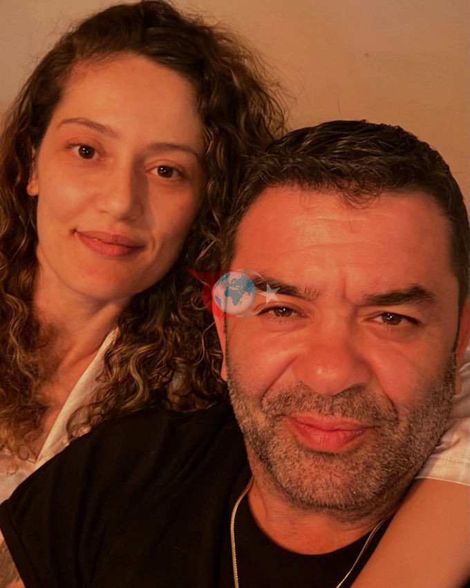 Bülent Şakrak sevgilisiyle ilişkilerinin birinci yılını kutladı