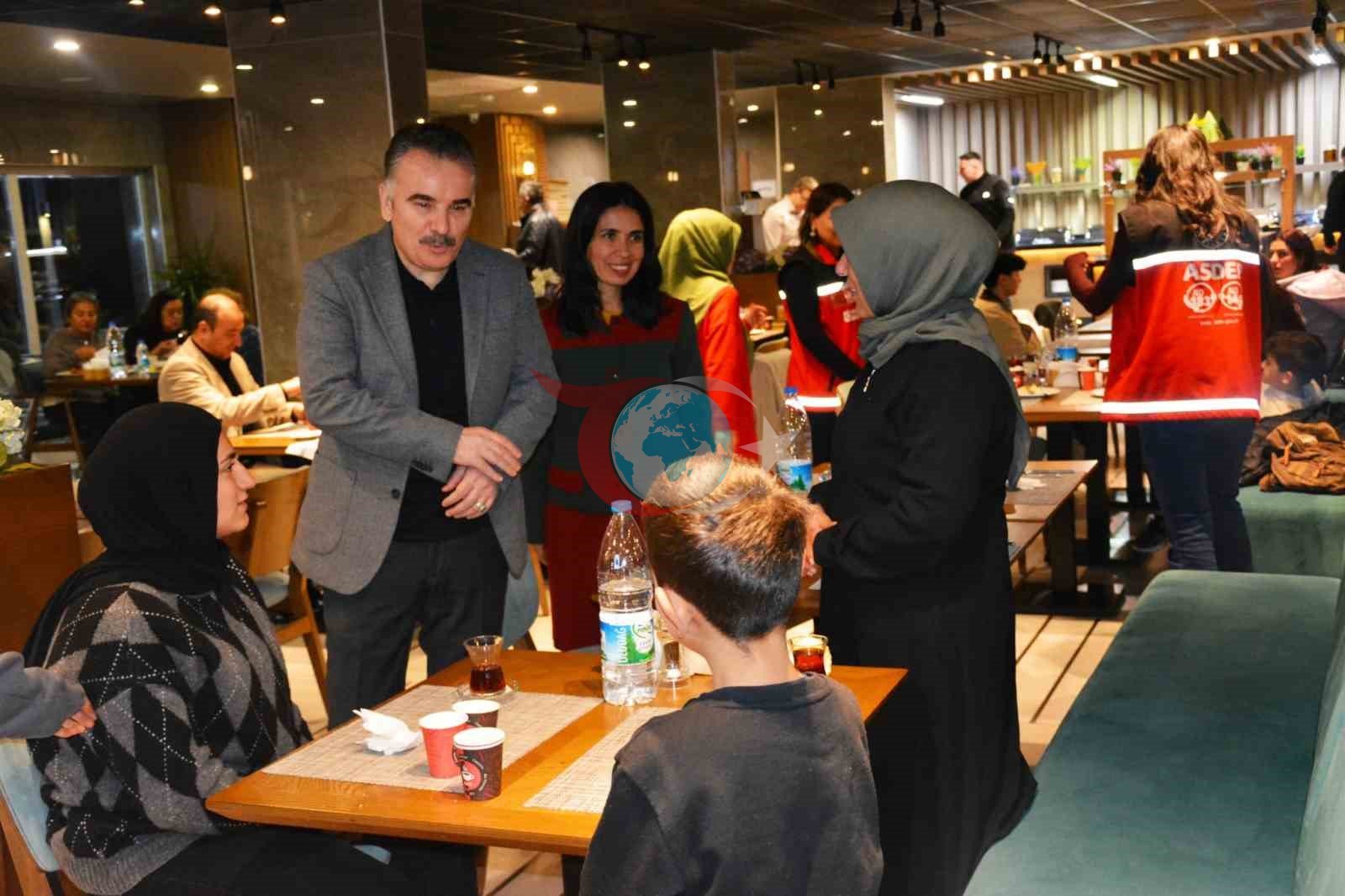 Öksüz ve yetim çocuklar için iftar programı düzenlendi