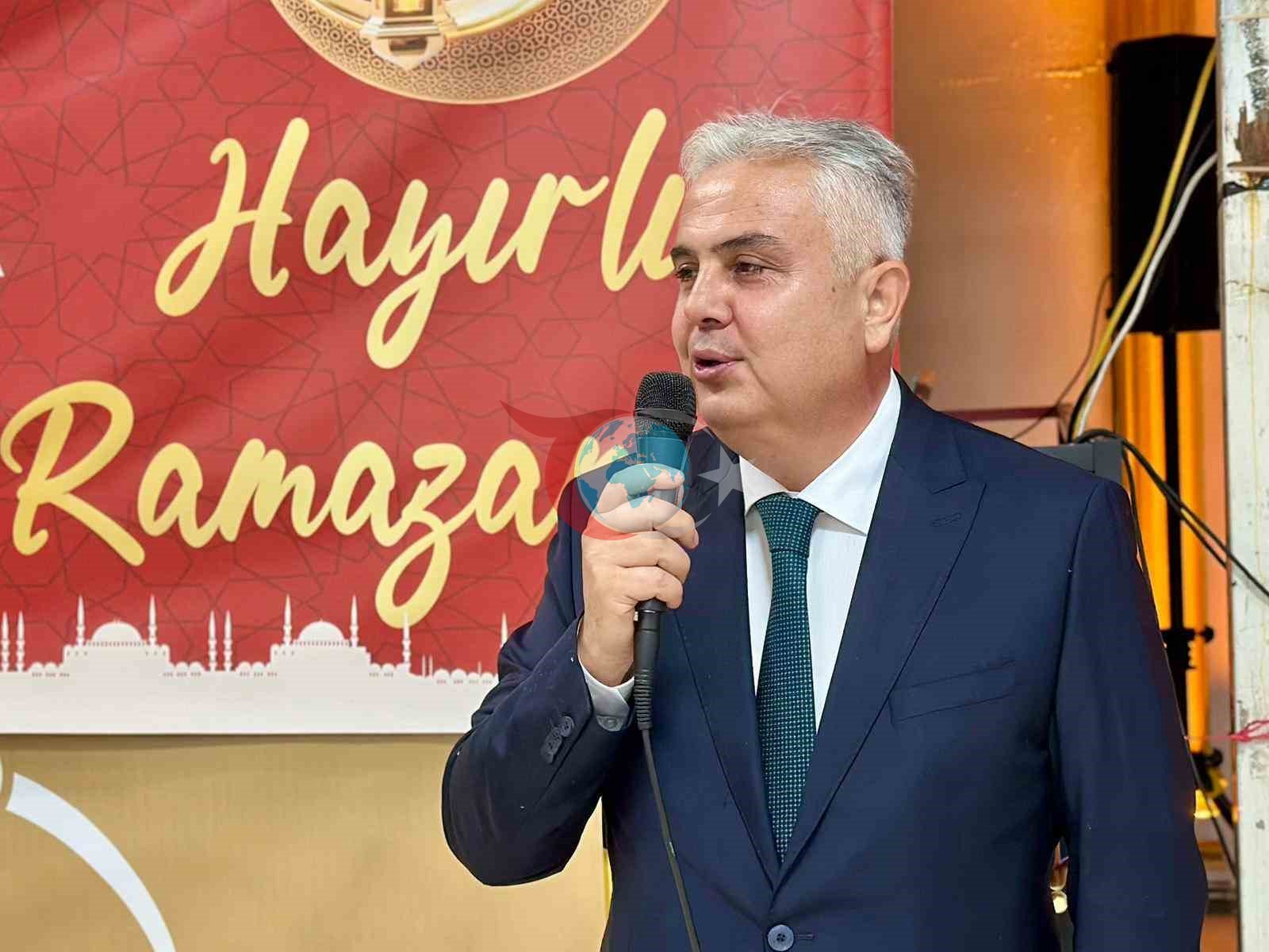 Türk Kızılay Manisa&rsquo;dan, yetimler için özel iftar