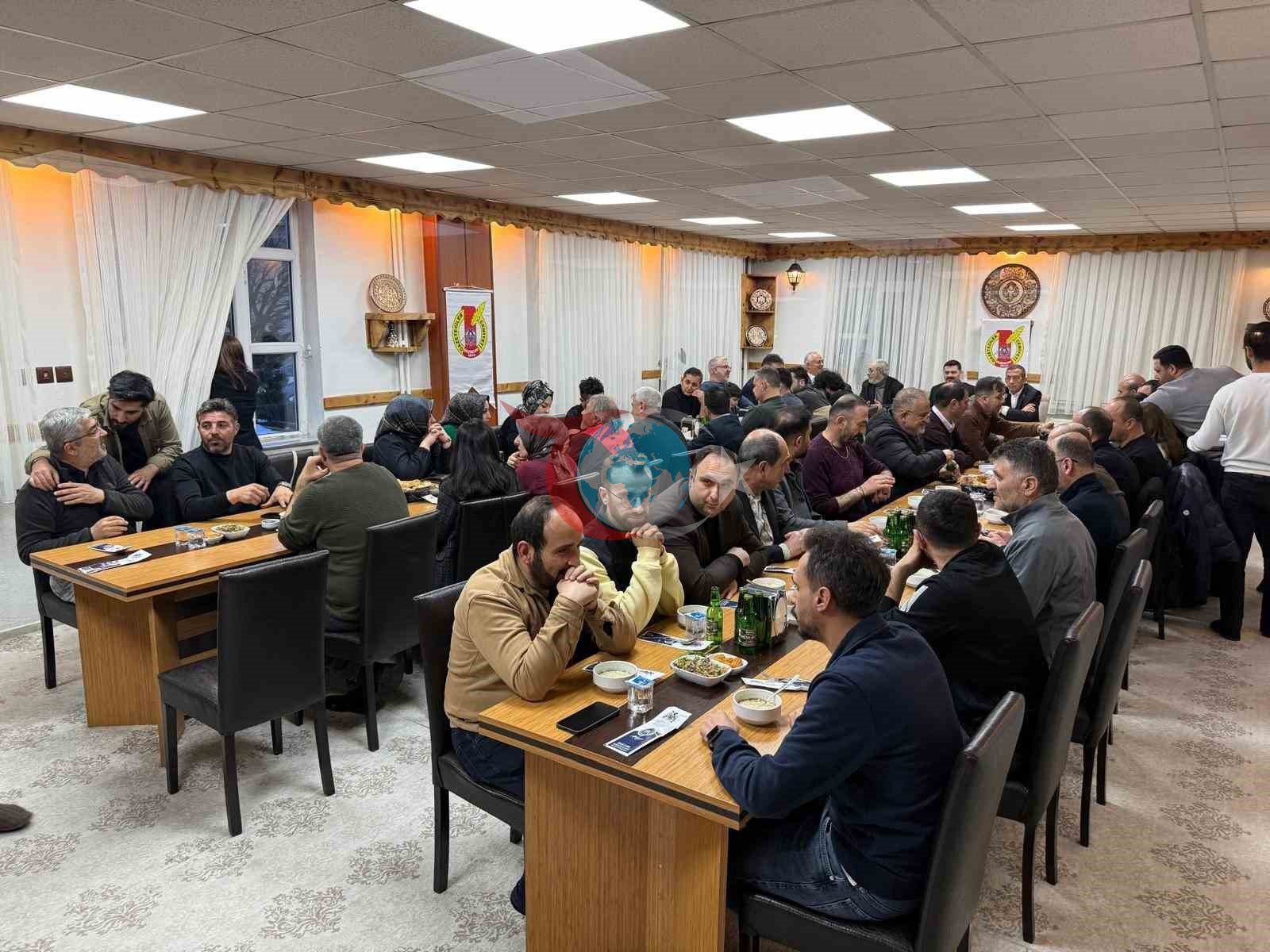 Erzincan&rsquo;da gazeteciler iftar programında bir araya geldi