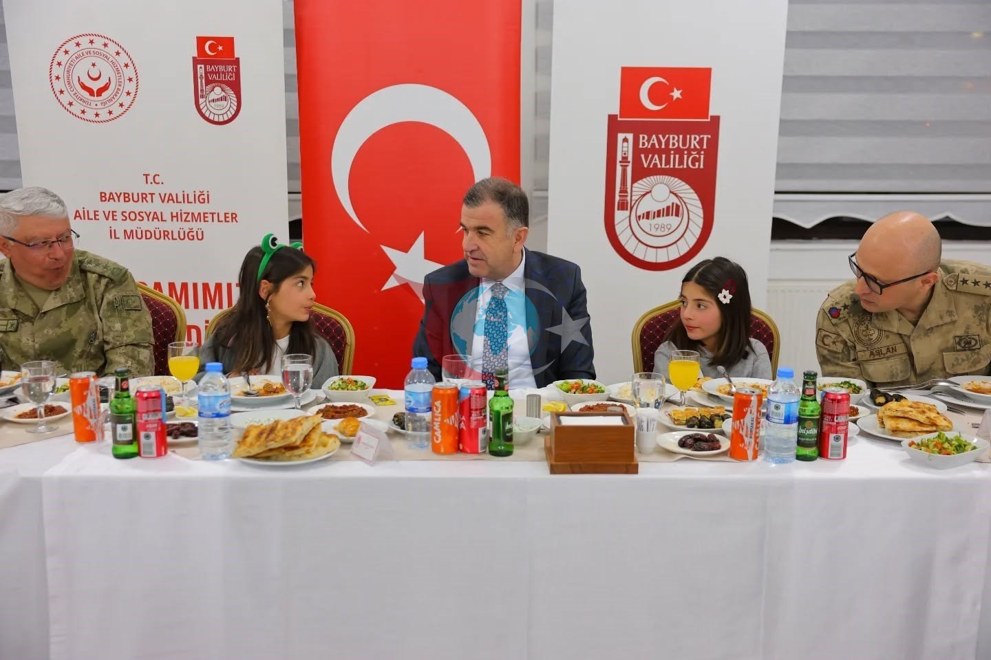 Bayburt’ta Dünya Yetimler Günü dolayısıyla iftar programı düzenlendi