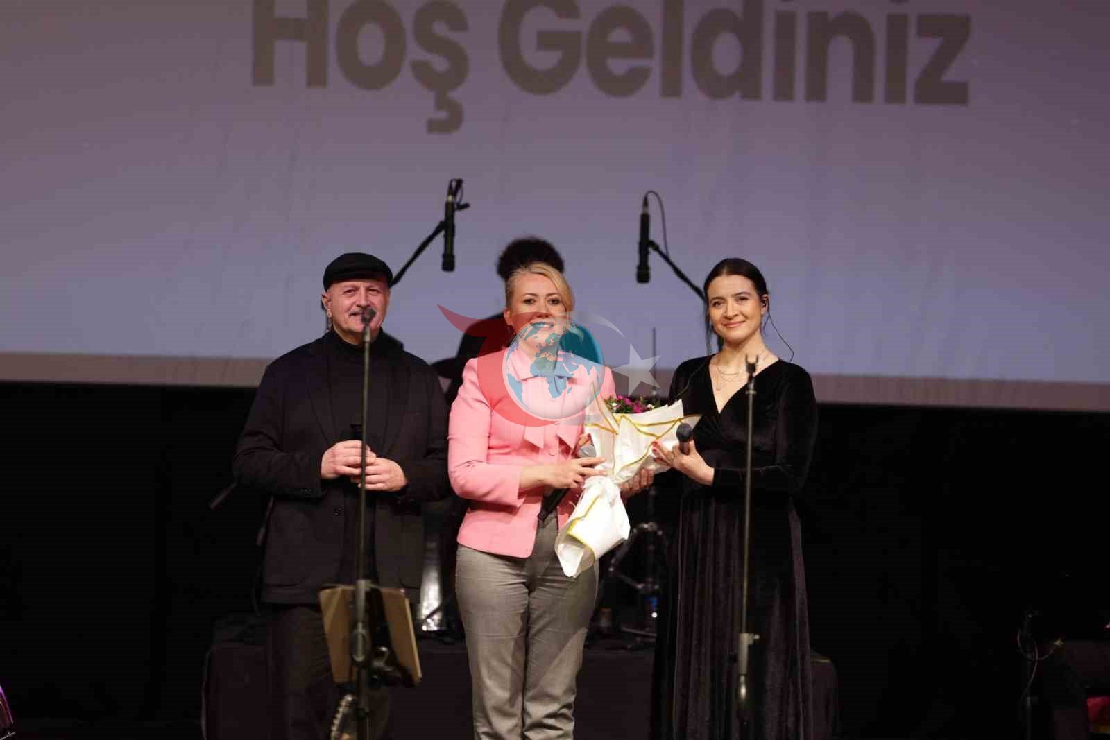 Merkezefendiโde Ramazan akลamฤฑ ฤฐncesaz ezgileriyle taรงlandฤฑ