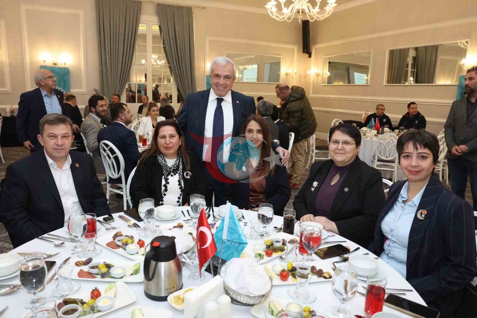 Nilüfer kardeşlik sofrasında buluştu