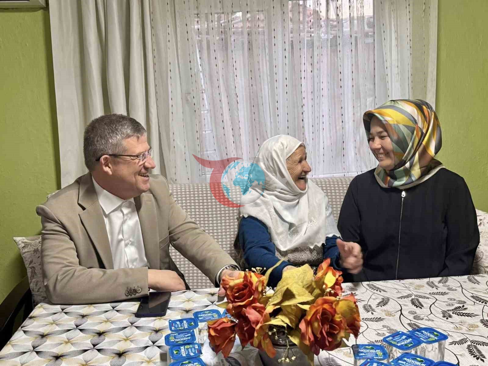 Baลkan Subaลฤฑoฤlu, Ramazanโฤฑn bereketini gรถnรผl sofralarฤฑnda paylaลฤฑyor