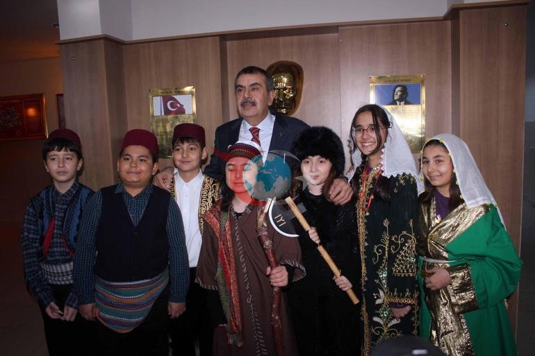 Bakan Tekin: Eğitim çalışanlarına yönelik şiddetin azaltılması için çok yoğun çaba gösterdik