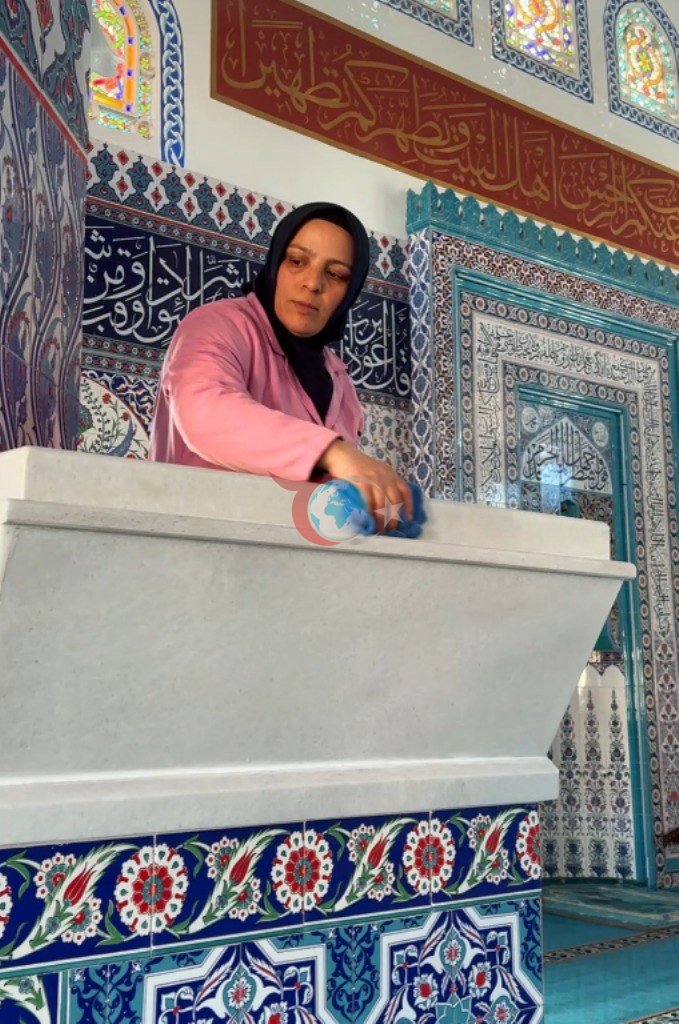 Kocasinan’da camiler Ramazan’da da gül kokuyor