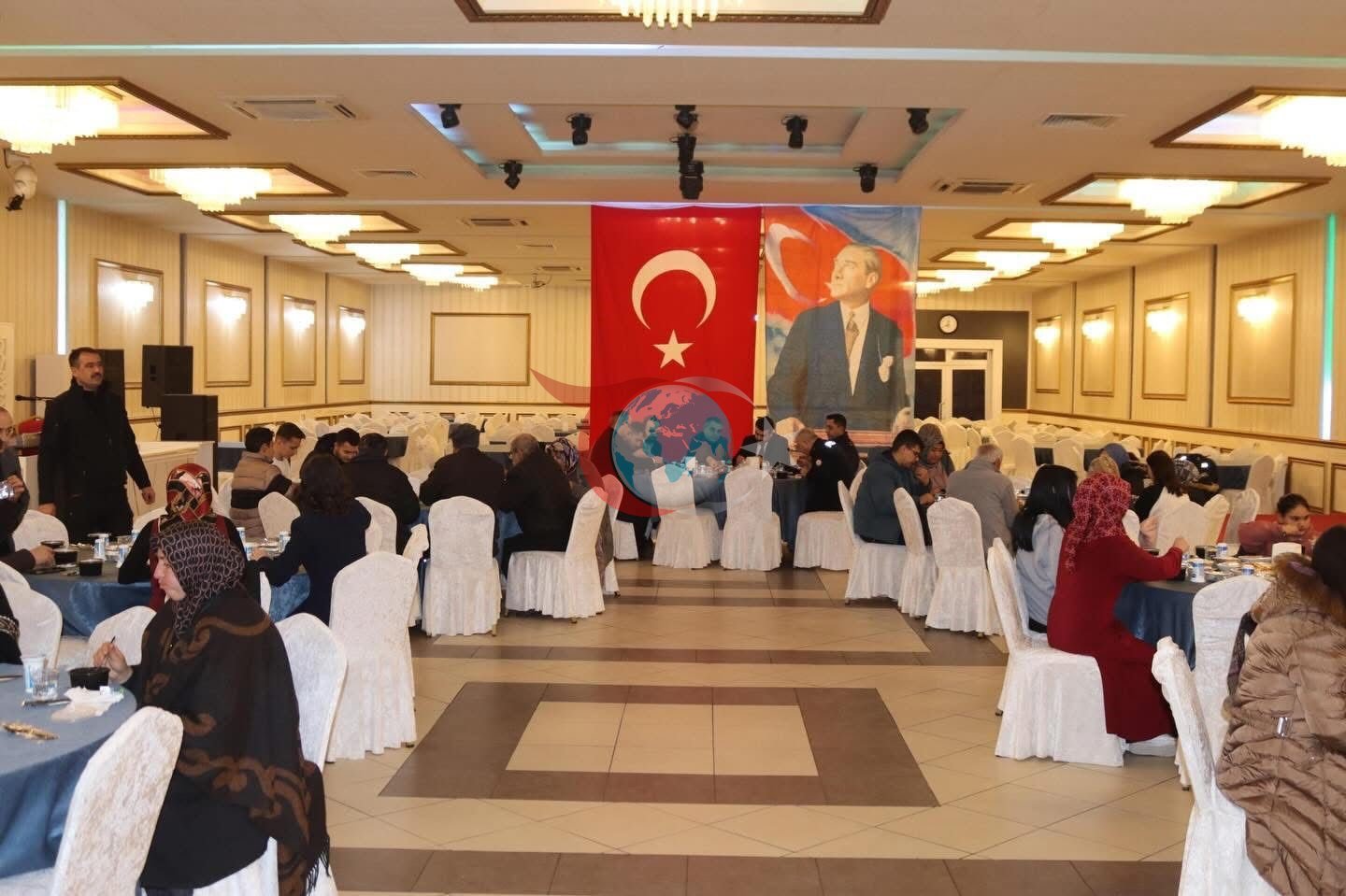 Tomarza&rsquo;da Dünya Yetimler Günü&rsquo;nde anlamlı iftar