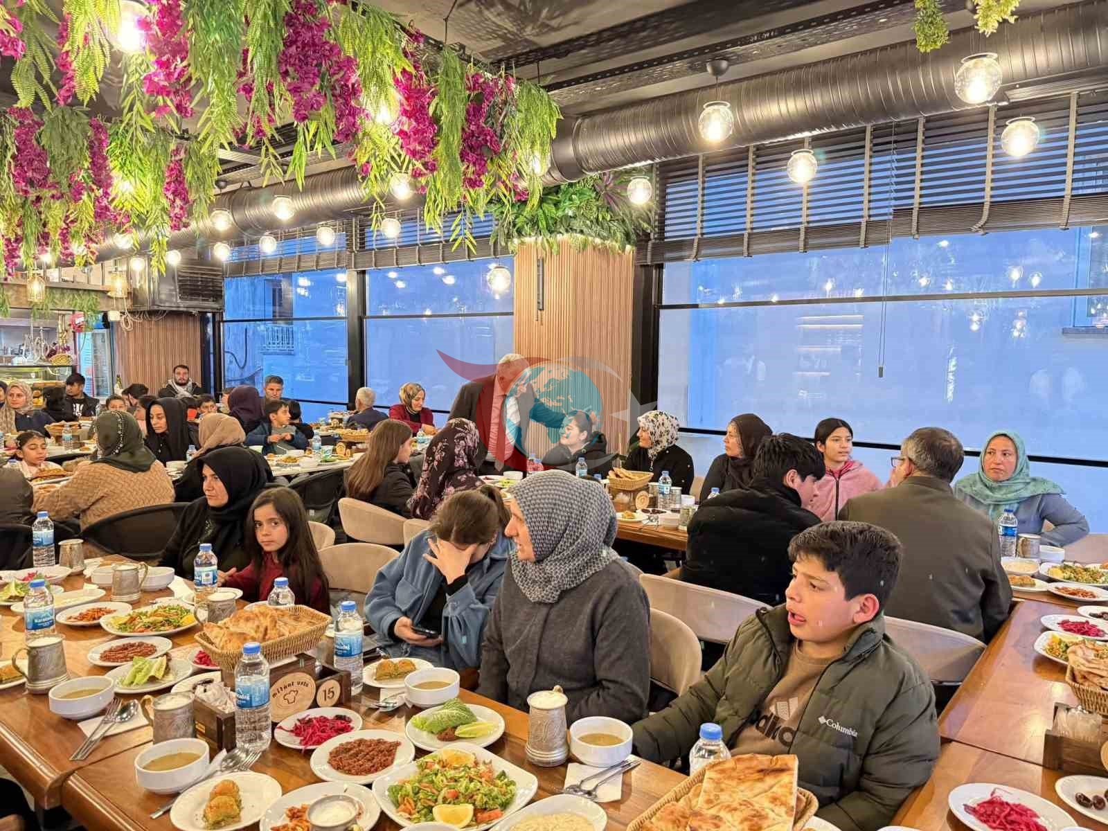 Çermik&rsquo;te Dünya Yetimler Günü kapsamında iftar etkinliği düzenlendi