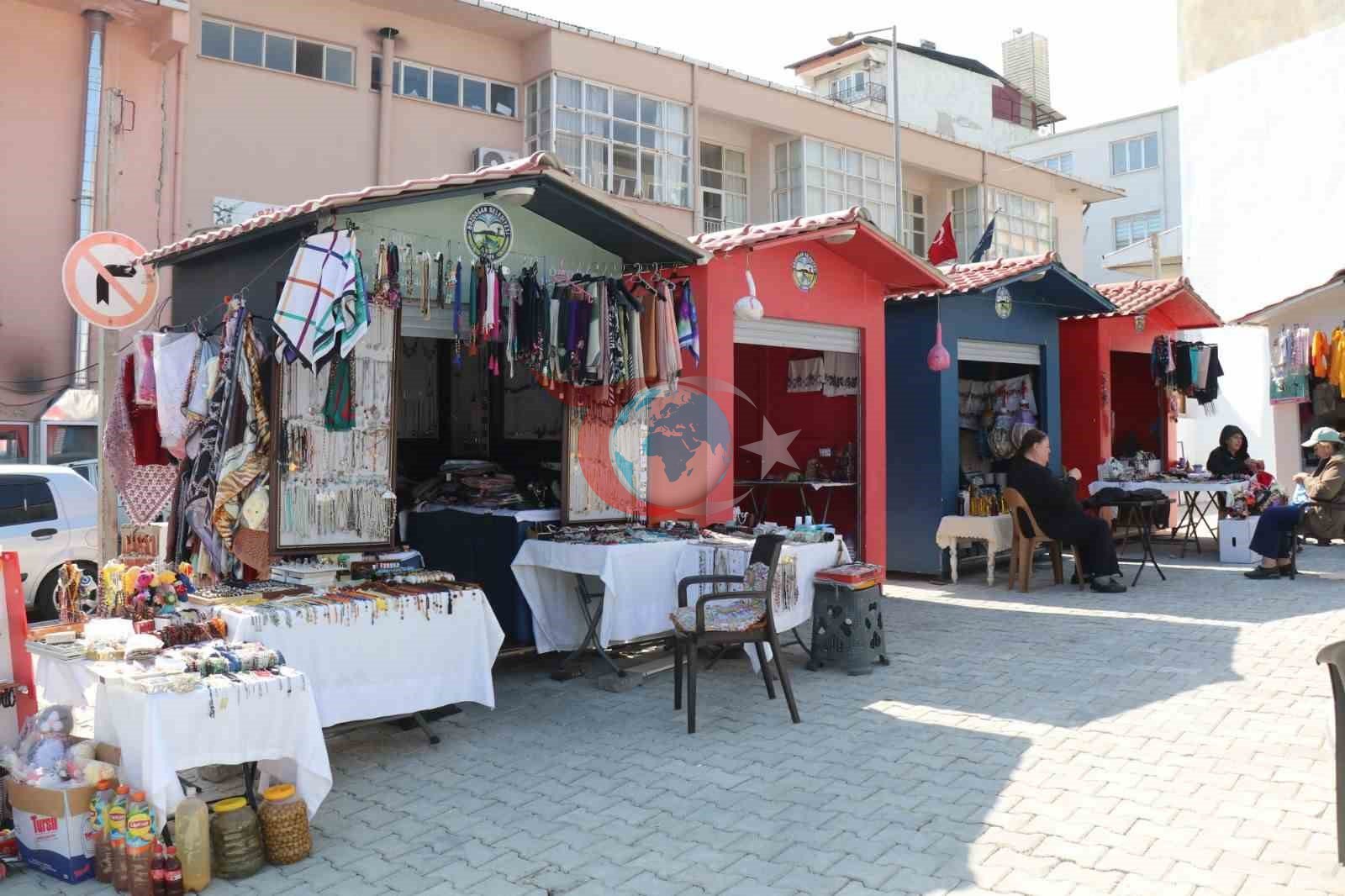 Üretici kadınların emeklerini sergilediği alanda anlaşmazlık iddiası