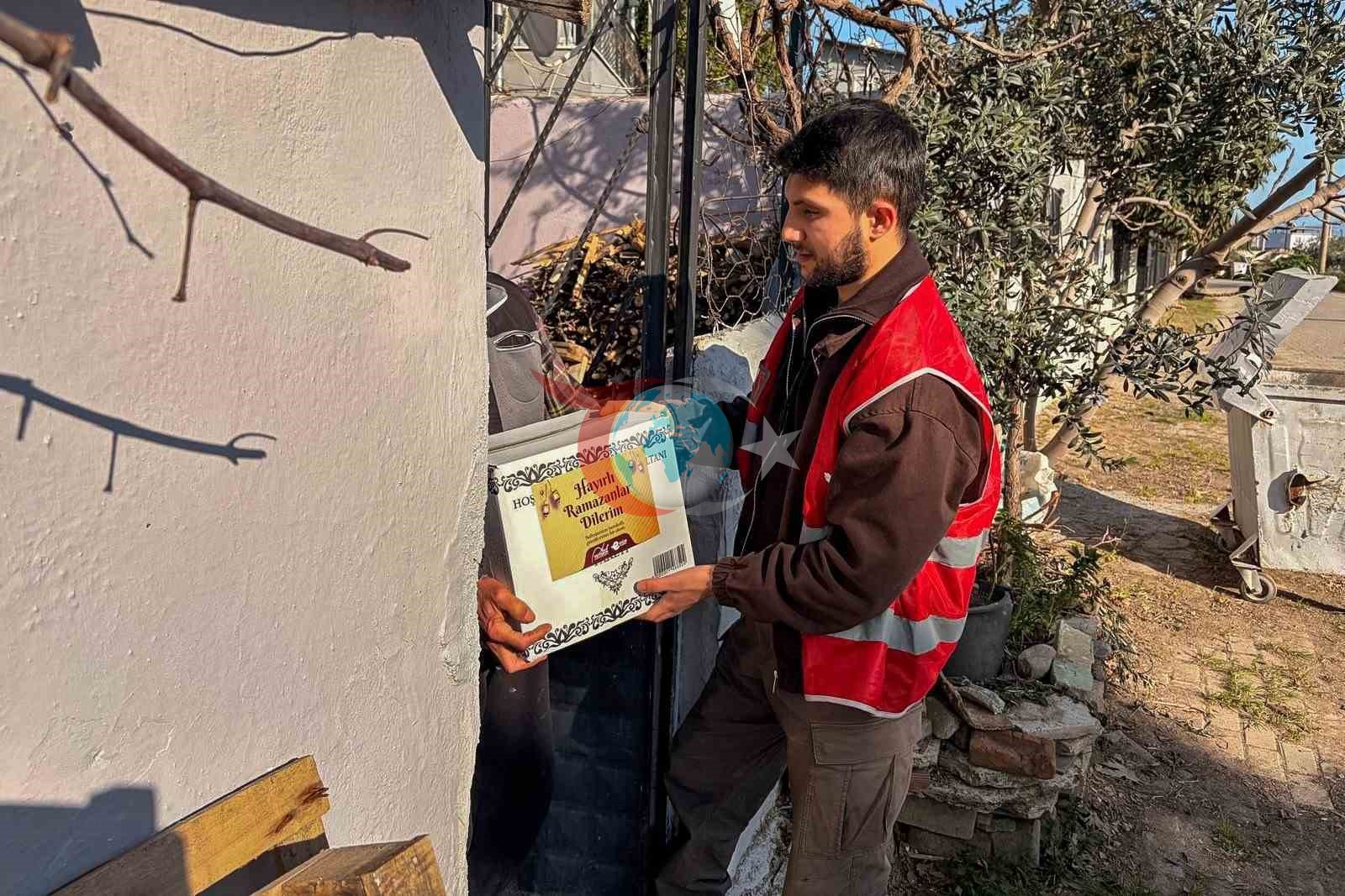 Kardeş Eli projesi kapsamında 2 bin gıda kolisi dağıtıldı