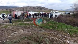 Tokat’ta öğrencileri taşıyan minibüsle otomobil çarpıştı: 6 öğrenci yaralı