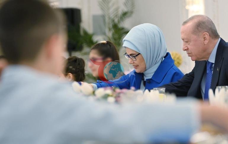 Cumhurbaลkanฤฑ Erdoฤan, devlet himayesindeki รงocuklarla iftarda buluลtu
