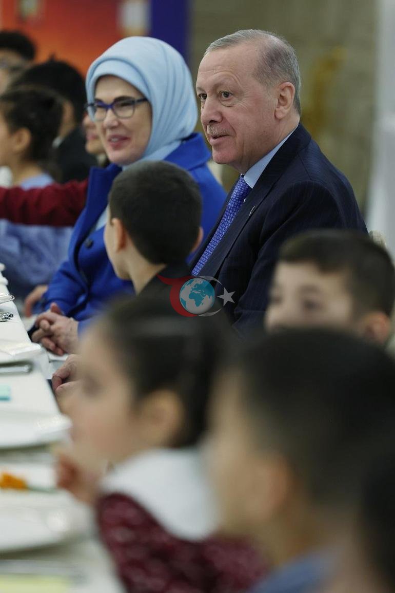 Cumhurbaลkanฤฑ Erdoฤan, devlet himayesindeki รงocuklarla iftarda buluลtu