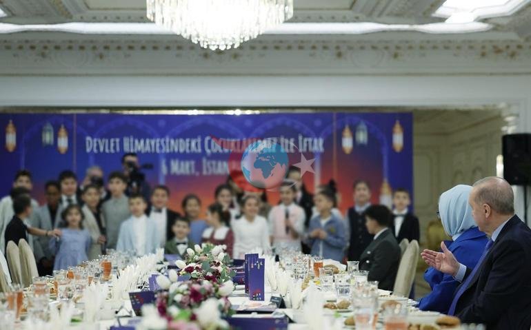 Cumhurbaลkanฤฑ Erdoฤan, devlet himayesindeki รงocuklarla iftarda buluลtu