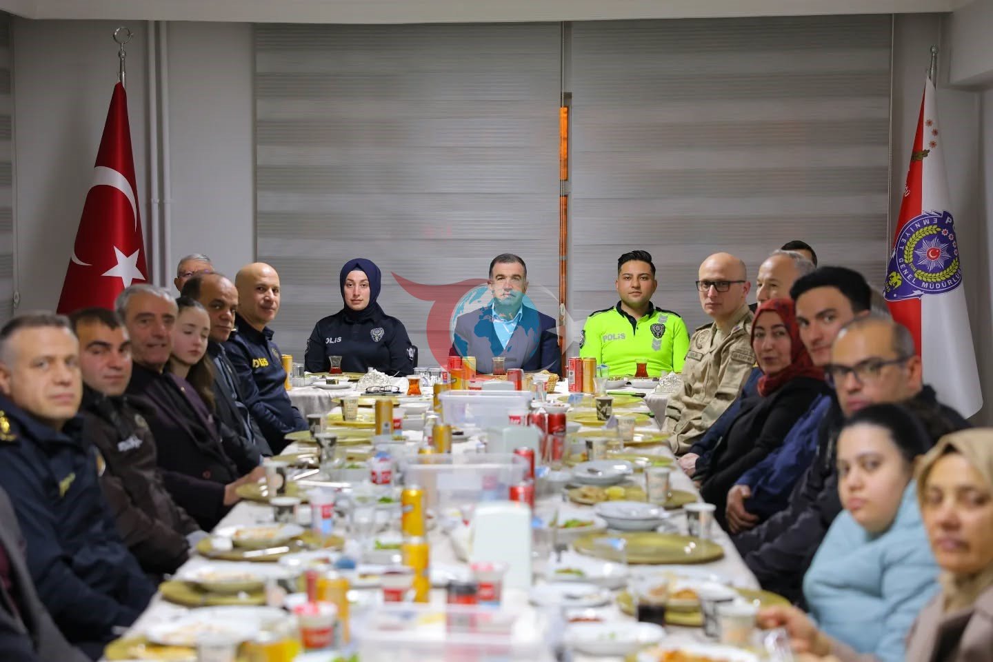 Bayburt Valisi Eldivan, emniyet personeliyle iftar programında buluştu