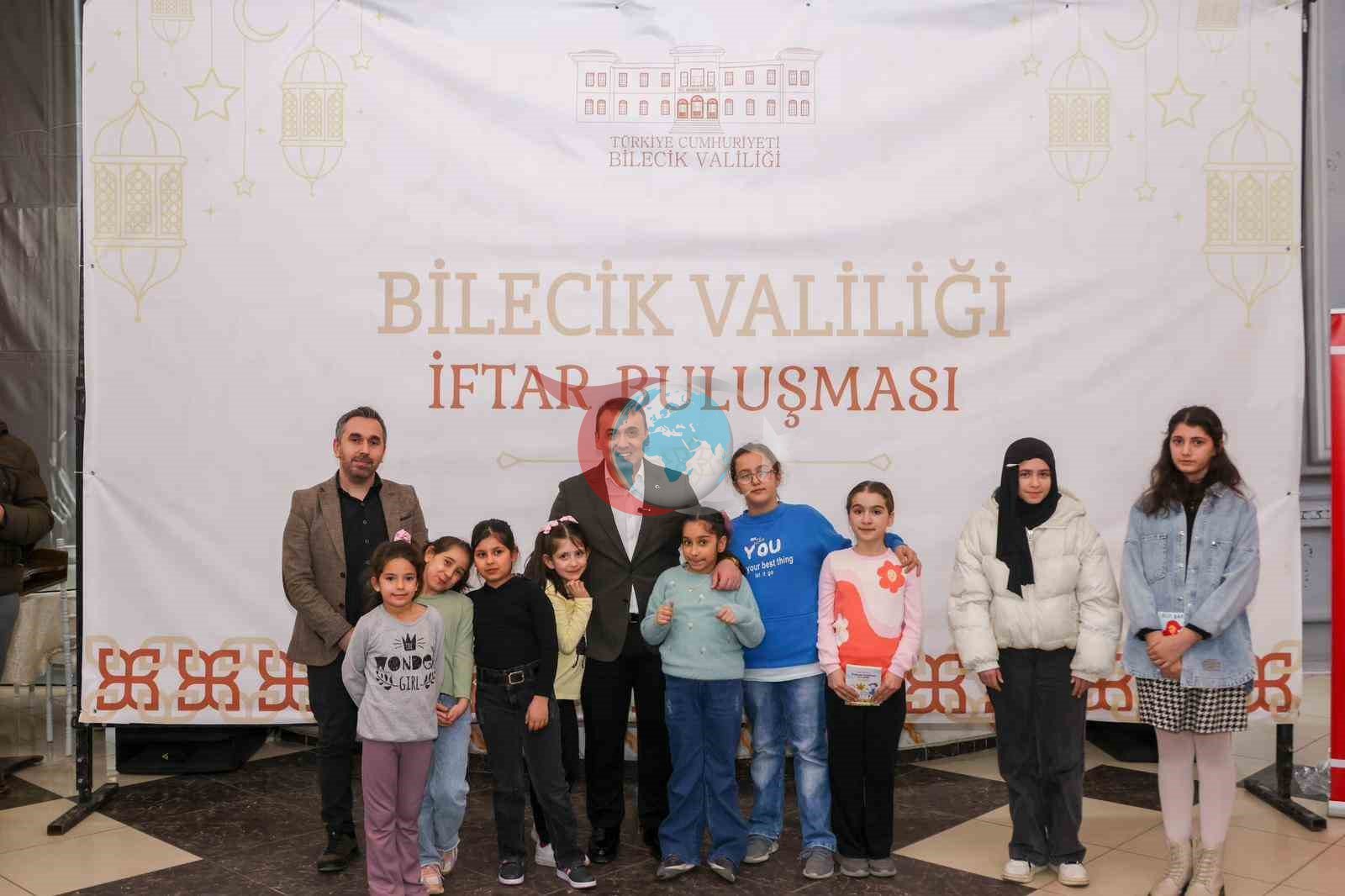 Vali Sözer, çocuk evlerinde kalan çocuklar ile iftar programında buluştu