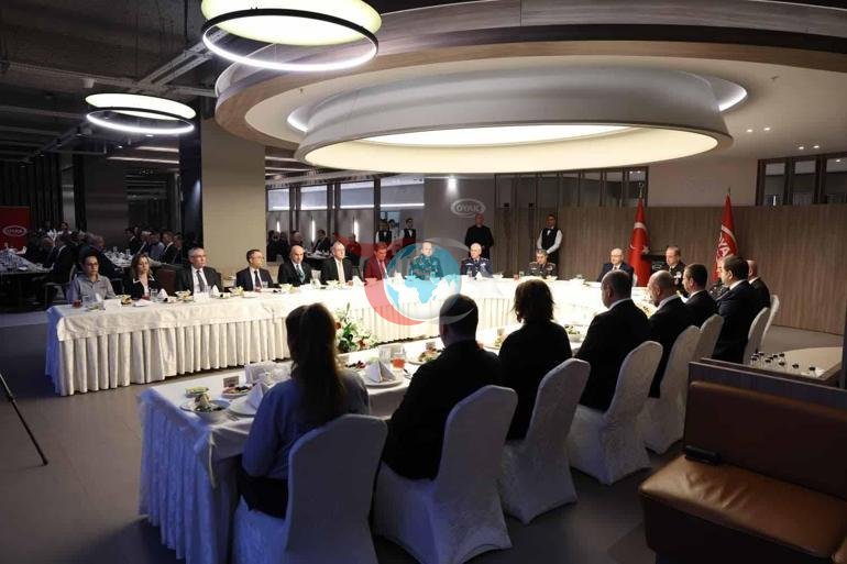 Milli Savunma Bakanı Güler, iftarda OYAK üst yönetimiyle bir araya geldi