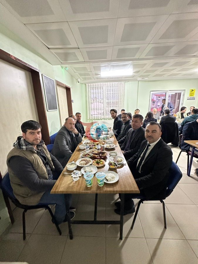 Eskişehir İl Sağlık Müdürü Bildirici, Beylikova’da sağlık çalışanlarıyla iftarda buluştu